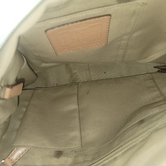 Coach Cream White Pebble Leather Bag with Camel Strap and Gold Hardware - Picture 4 of 7